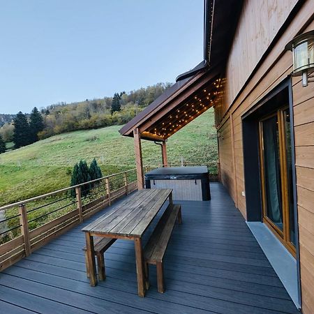 فيلا Casa De Monzel With 6-Person Jacuzzi & Panoramic View لابْريسْ المظهر الخارجي الصورة
