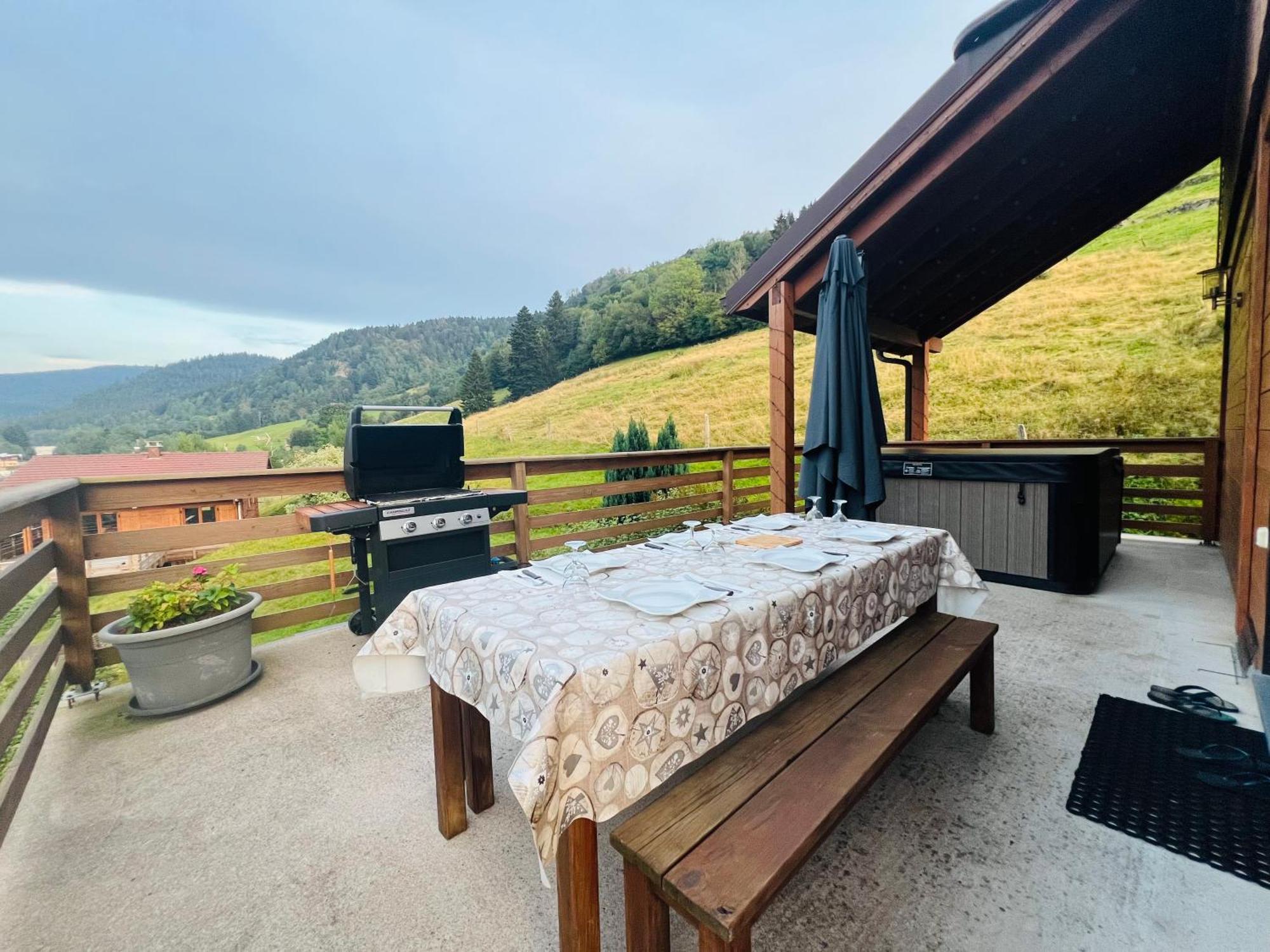 فيلا Casa De Monzel With 6-Person Jacuzzi & Panoramic View لابْريسْ المظهر الخارجي الصورة